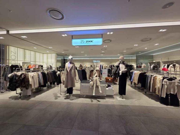 Zooc – Hyundai Outlets Dongdaemun Branch [Tax Refund Shop](쥬크 현대아울렛 동대문점)