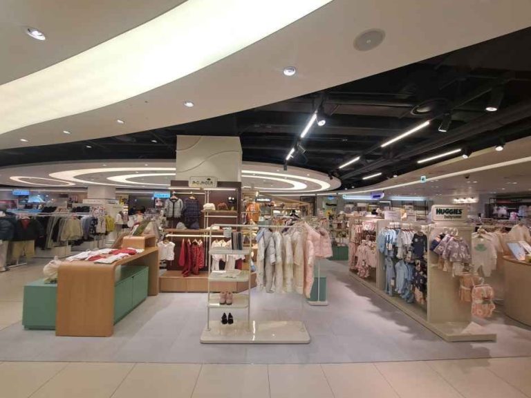 Moimoln – Hyundai Outlets Dongdaemun Branch [Tax Refund Shop](모이몰른 현대아울렛 동대문점)