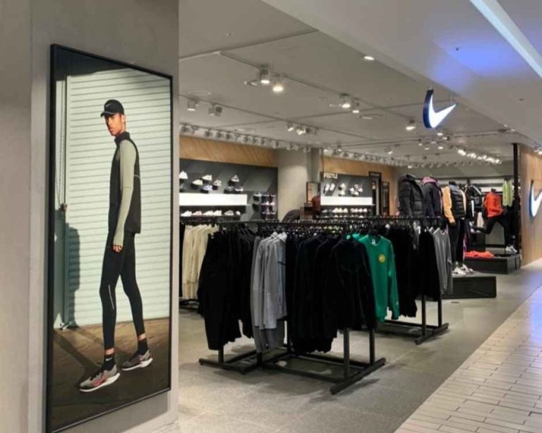 Nike – Lotte Department Store Mia Branch [Tax Refund Shop] (나이키 롯데백화점 미아점)