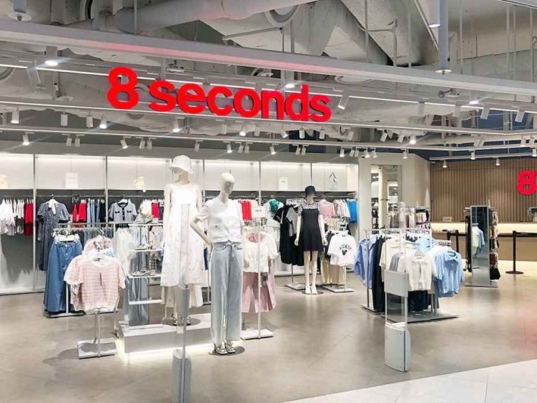 8 Seconds – New Balance Times Stream Branch [Tax Refund Shop] (에잇세컨즈 타임스트림점)