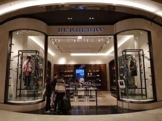 BURBERRY Men LOTTE Department Store Jamsil Avenuel Branch [Tax Refund Shop](버버리남성 롯데백화점 잠실 에비뉴엘점)
