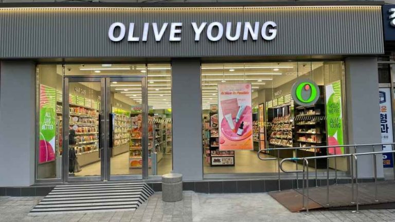 Olive Young – Dunchon Branch [Tax Refund Shop] (올리브영 둔촌점)