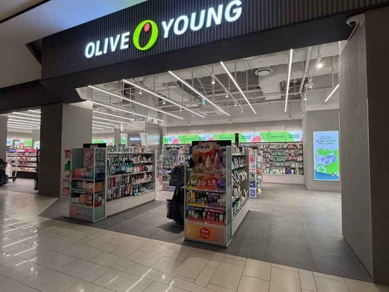 Olive Young – Lotte Mall Eunpyeong Branch [Tax Refund Shop] (올리브영 롯데몰 은평점)