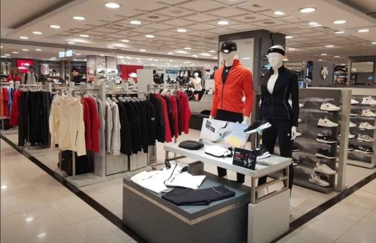 DESCENTE – Lotte Department Store Gwanak Branch [Tax Refund Shop] (데상트 롯데백화점 관악점)