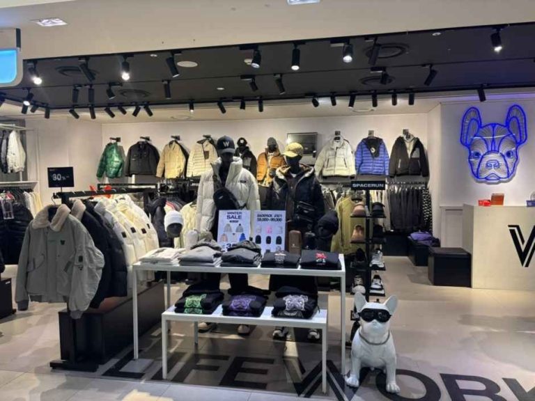 Life Work – Hyundai City Outlets Dongdaemun [Tax Refund Shop] (라이프워크 현대아울렛 동대문점)