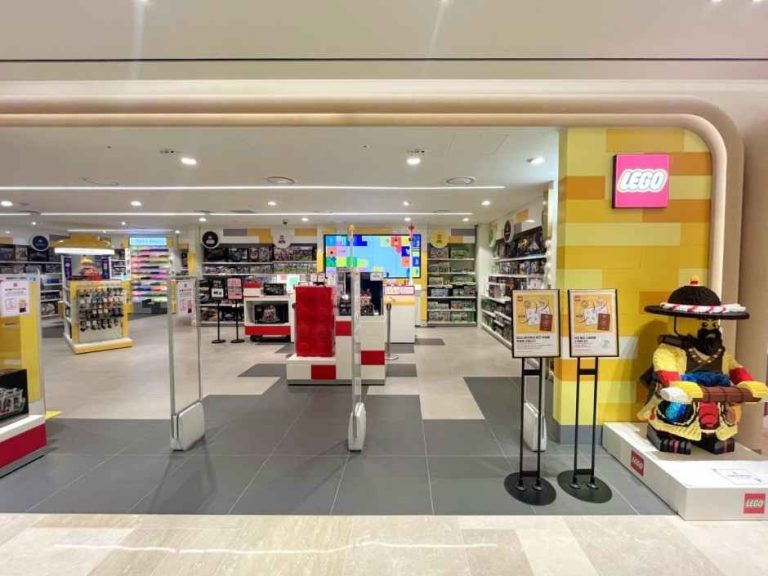 Lego – LOTTE Department Store Main Branch Young Plaza [Tax Refund Shop] (레고 롯데백화점 본점 영플라자)