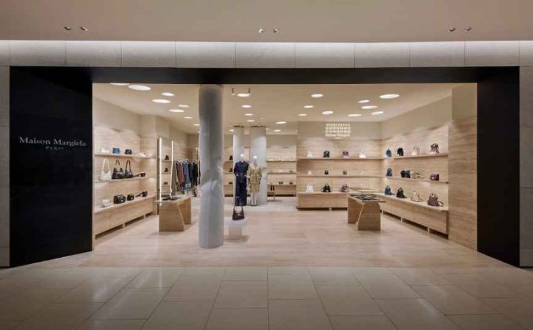 Maison Margiela – Hyundai Department Store The Hyundai Seoul [Tax Refund Shop] (메종마르지엘라 현대백화점 더현대 서울)
