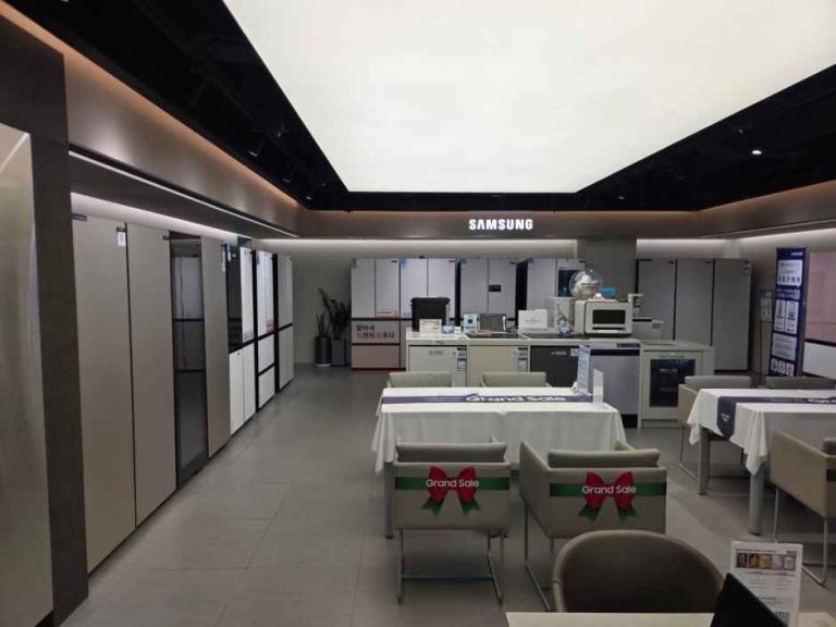 Samsung Store – Lotte Department Store Main Branch [Tax Refund Shop] (삼성스토어 롯데백화점 본점)