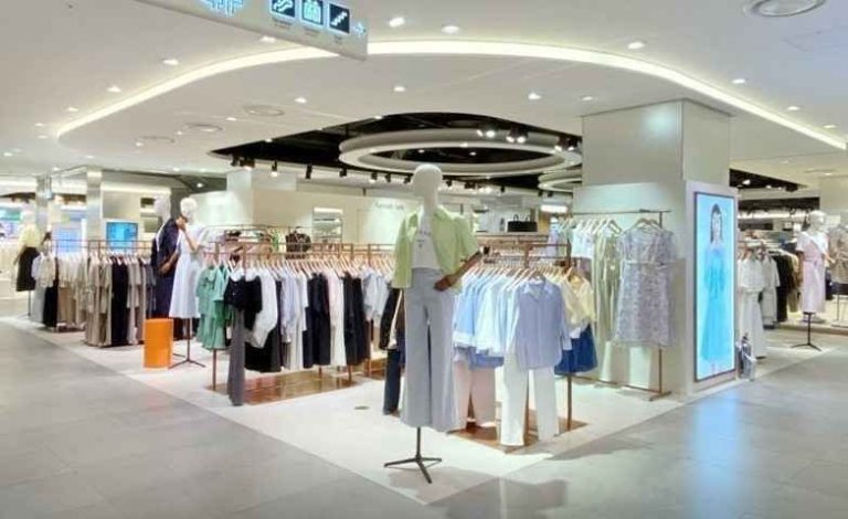Kenneth Lady – Hyundai City Outlets Dongdaemun [Tax Refund Shop] (케네스레이디 현대아울렛 동대문점)