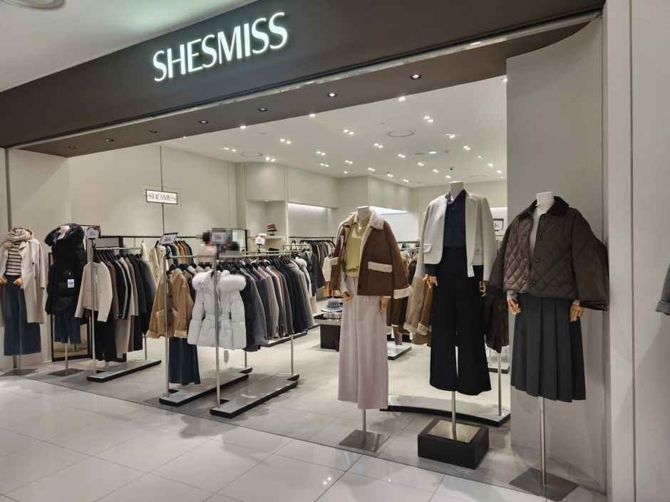 Shesmiss – TIMES SQUARE Branch [Tax Refund Shop](쉬즈미스 타임스퀘어점)