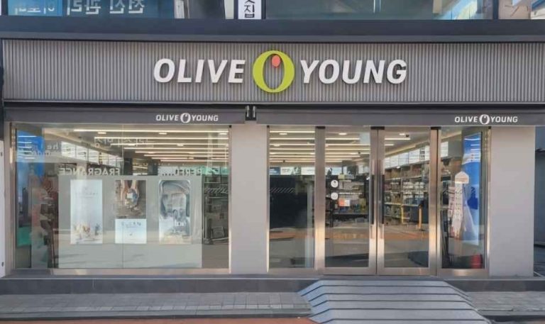 Olive Young – Jungnang Branch [Tax Refund Shop](올리브영 중랑점)