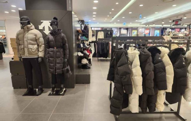 Descente-Shinsegae Department Store Times Square Branch [Tax Refund Shop] (데상트 신세계백화점 타임스퀘어점)