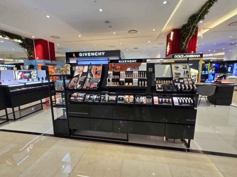 Givenchy – Lotte Department Store Jamsil Branch [Tax Refund Shop](지방시 롯데백화점 잠실점)