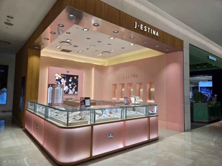 J.Estina – Lotte Department Store Jamsil Branch [Tax Refund Shop](제이에스티나 롯데백화점 잠실점)