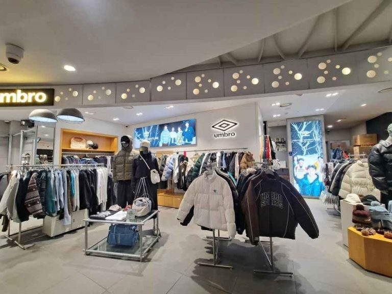 Umbro – Doota Mall Branch [Tax Refund Shop](엄브로 두타몰점)