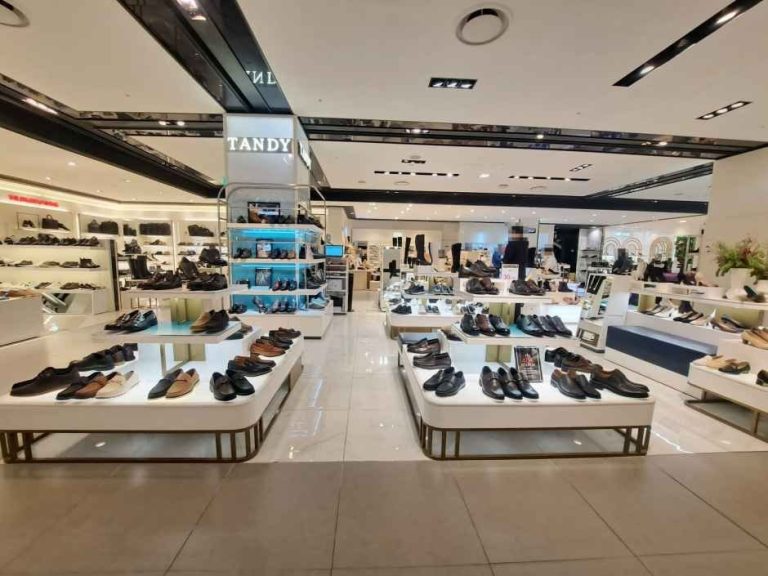 Tandy – Hyundai Department Store Sinchon Branch [Tax Refund Shop](탠디 현대백화점 신촌점)