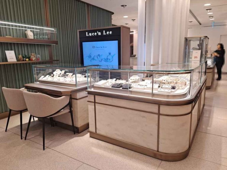 Lucenlee – Lotte Department Store Main Branch [Tax Refund Shop](루첸리 롯데백화점 본점)