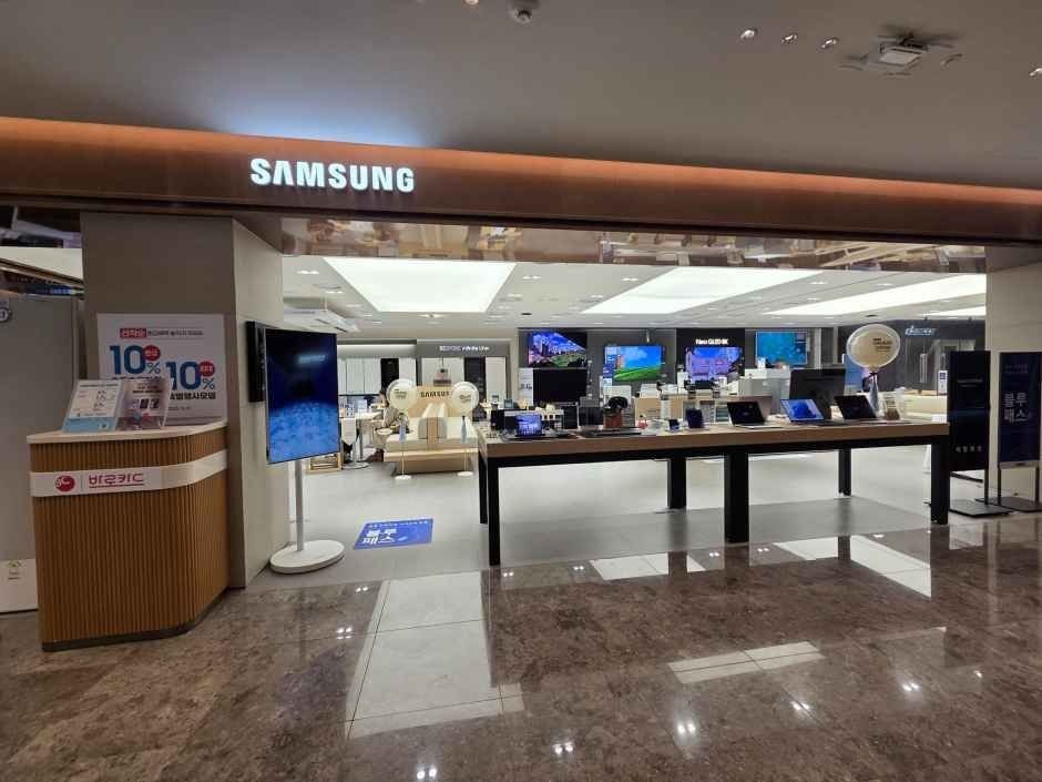 Samsung Electronics Shinsegae Department Store Main Branch [Tax Refund Shop](삼성 신세계백화점 본점)