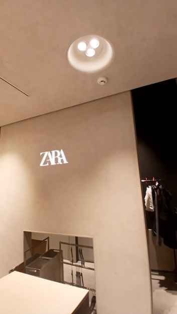 Zara – Lotte Outlets Seoul Station Branch [Tax Refund Shop](ZARA 롯데아울렛 서울역점)