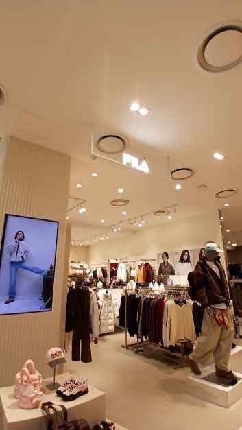 Fila – Lotte Outlets Seoul Station Branch [Tax Refund Shop](휠라 롯데아울렛 서울역점)
