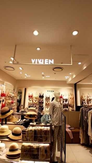 Vivien – Lotte Outlets Seoul Station Branch [Tax Refund Shop](비비안 롯데아울렛 서울역점)