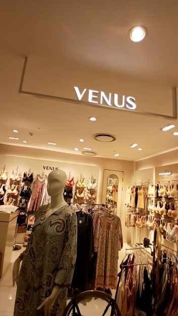Venus – Lotte Outlets Seoul Station Branch [Tax Refund Shop](비너스 롯데아울렛 서울역점)