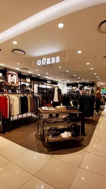 Guess – Lotte Outlets Seoul Station Branch [Tax Refund Shop](게스 롯데아울렛 서울역점)