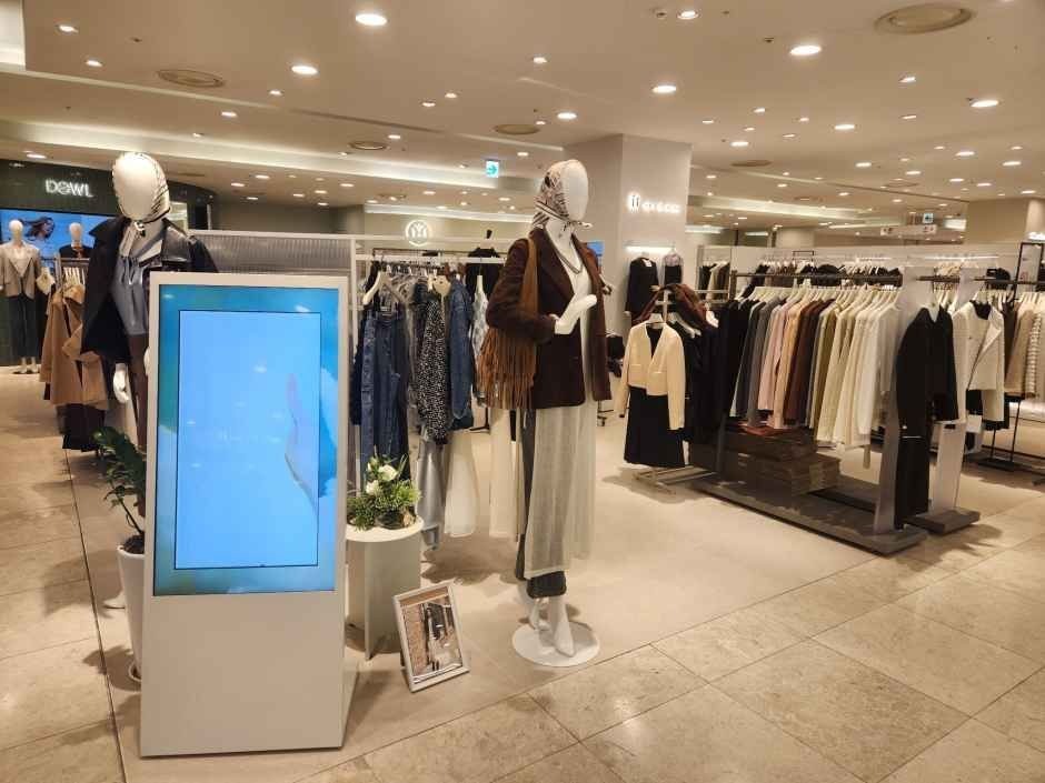 It Michaa – Hyundai Outlets Gasan Branch [Tax Refund Shop](잇미샤 현대아울렛 가산점)