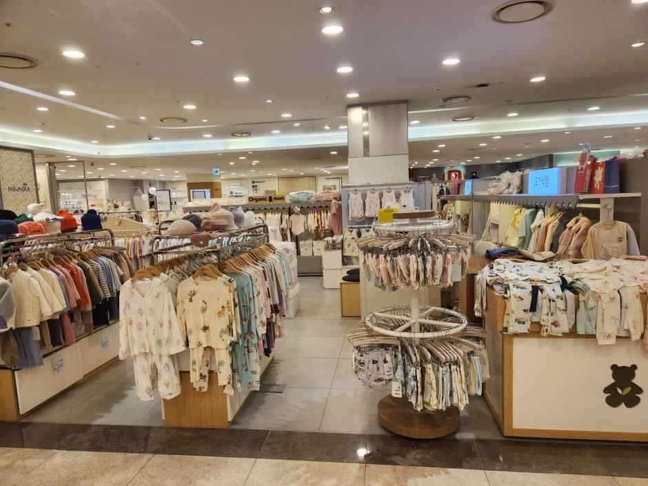 Organic Mom – Hyundai Outlets Gasan Branch [Tax Refund Shop](오가닉맘 현대아울렛 가산점)