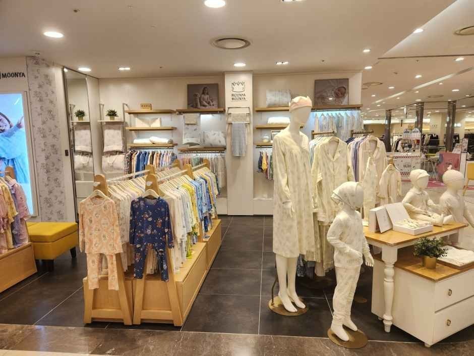 Moonya Moonya – Hyundai Outlets Gasan Branch [Tax Refund Shop](무냐무냐 현대아울렛 가산점)