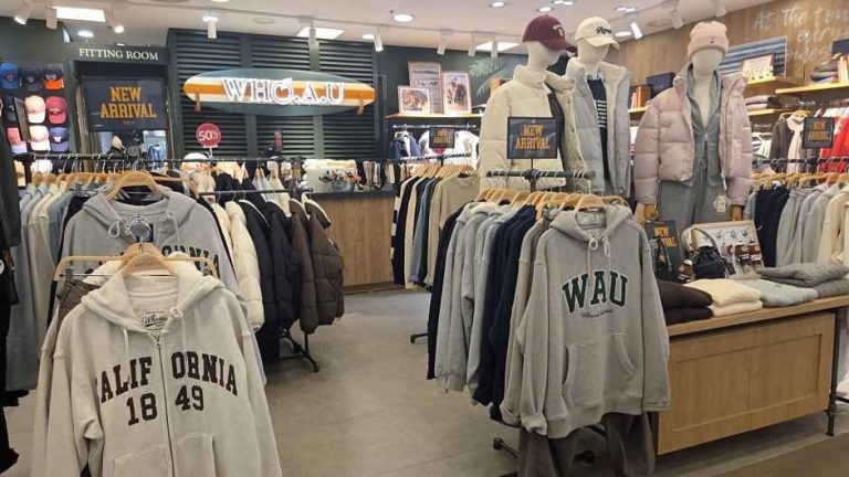 WHO.A.U – 2001 Outlet Junggye Branch [Tax Refund Shop]  (후아유 2001아울렛 중계)(후아유 2001아울렛 중계점)