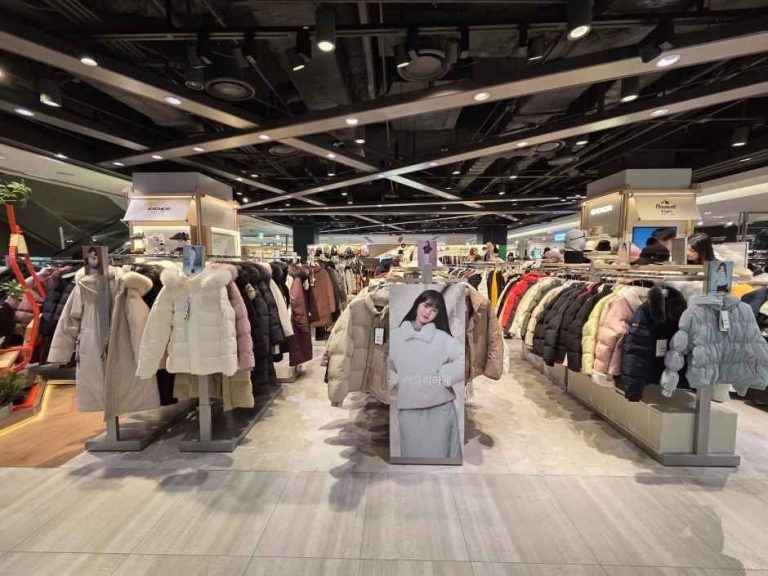Eider – HHyundai Outlets Dongdaemun Branch [Tax Refund Shop](아이더 현대아울렛 동대문점)