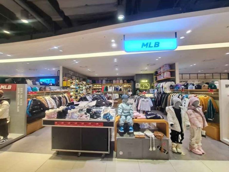 MLB Kids – Hyundai Outlets Dongdaemun Branch [Tax Refund Shop](MLB키즈 현대아울렛 동대문점)