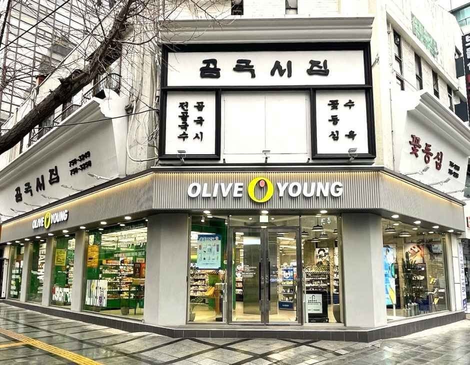 Olive Young – Mugyodong Branch [Tax Refund Shop](올리브영 무교동점)