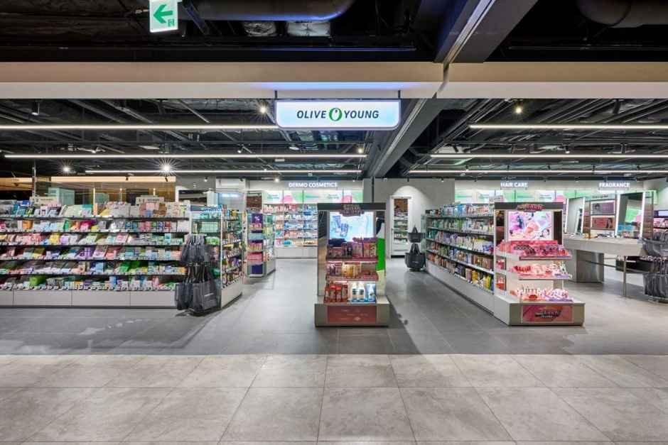 Olive Young – Hyundai City Outlets Dongdaemun [Tax Refund Shop](올리브영 현대아울렛 동대문점)