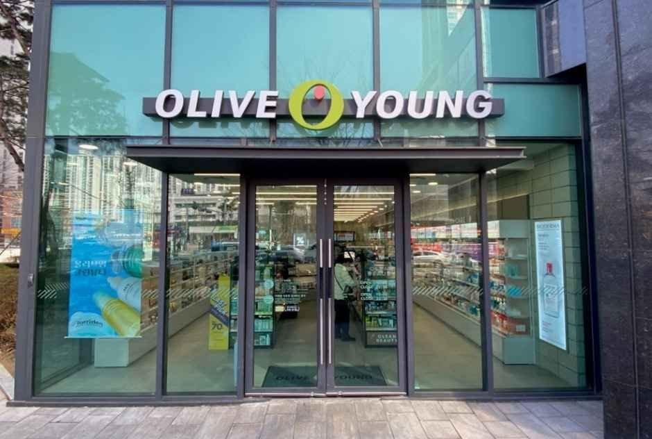 Olive Young – Sangbong Duoturris Branch [Tax Refund Shop](올리브영 상봉듀오트리스점)