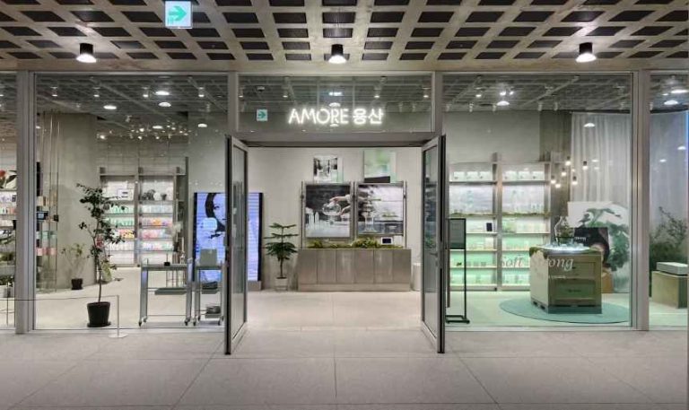 AMORE Yongsan [Tax Refund Shop](아모레 용산)