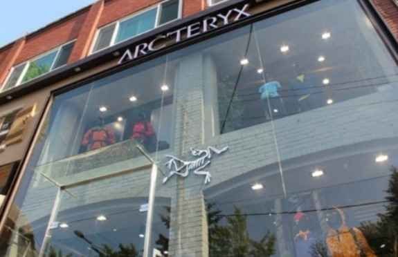 ARC’TERYX Dobongsan Branch[Tax Refund Shop](아크테릭스 도봉산점)