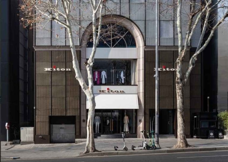 Kiton Flagship Store[Tax Refund Shop](키톤 플래그십스토어)