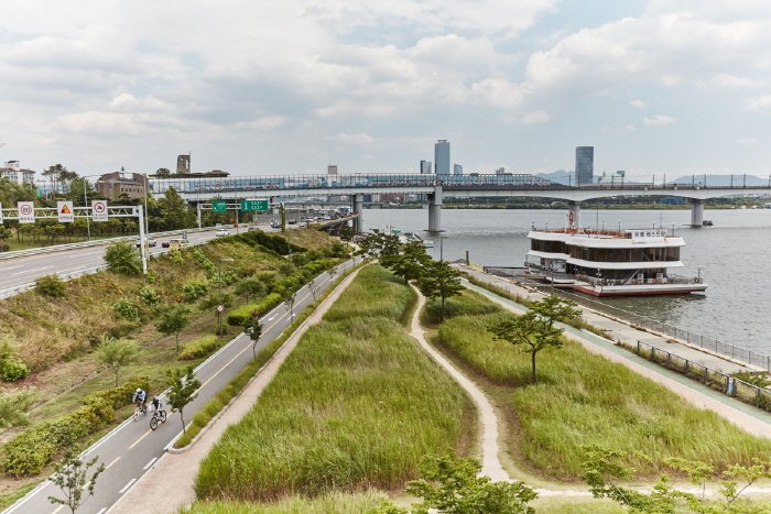 Mangwon Hangang Park (한강시민공원 망원지구 (망원한강공원))