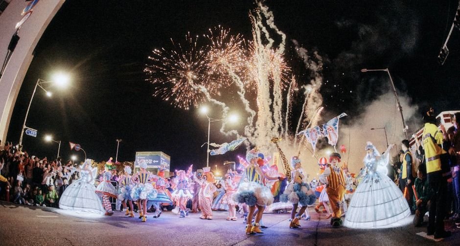 Chungjang Street Festival of Recollection (광주 추억의 충장축제)