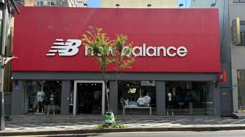 New Balance – Sinjeju Branch [Tax Refund Shop](뉴발란스 신제주점)