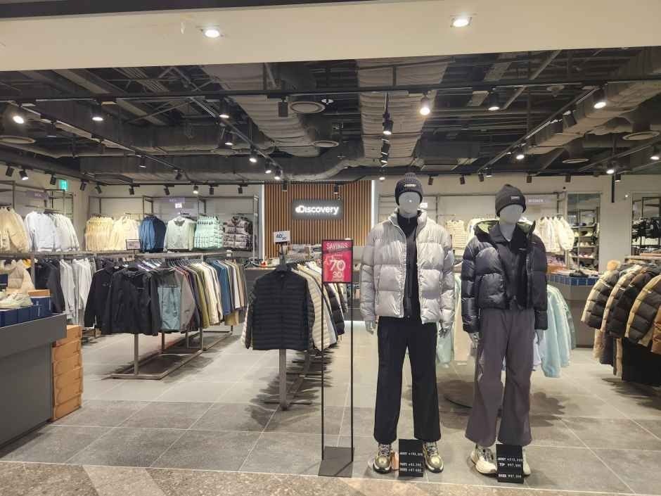 Discovery – NC Singuro Branch [Tax Refund Shop](디스커버리 NC 신구로점)