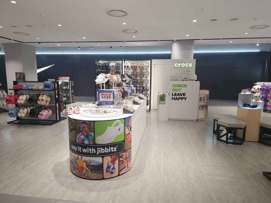 Crocs – Lotte Mall Gwangmyeong Branch [Tax Refund Shop](크록스 롯데몰 광명점)