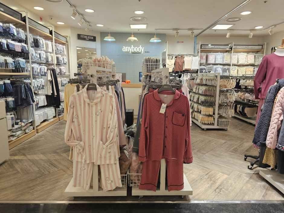 ANYBODY – Newcore Factory Outlets Gwangmyung Branch [Tax Refund Shop](애니바디 뉴코아팩토리아울렛 광명점)
