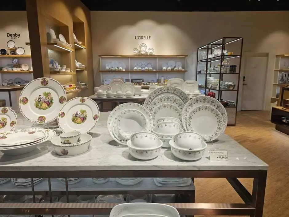 Corelle – Lotte Department Store Ansan Branch [Tax Refund Shop](코렐 롯데백화점 안산점)