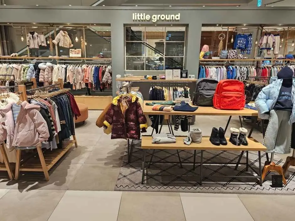 Little Ground – Lotte Department Store Ansan Branch [Tax Refund Shop](리틀그라운드 롯데백화점 안산점)