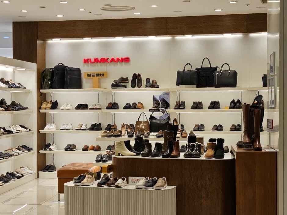 KUMKANG Shoes LOTTE Department Store Jungdong Branch [Tax Refund Shop](금강제화 롯데백화점 중동점)
