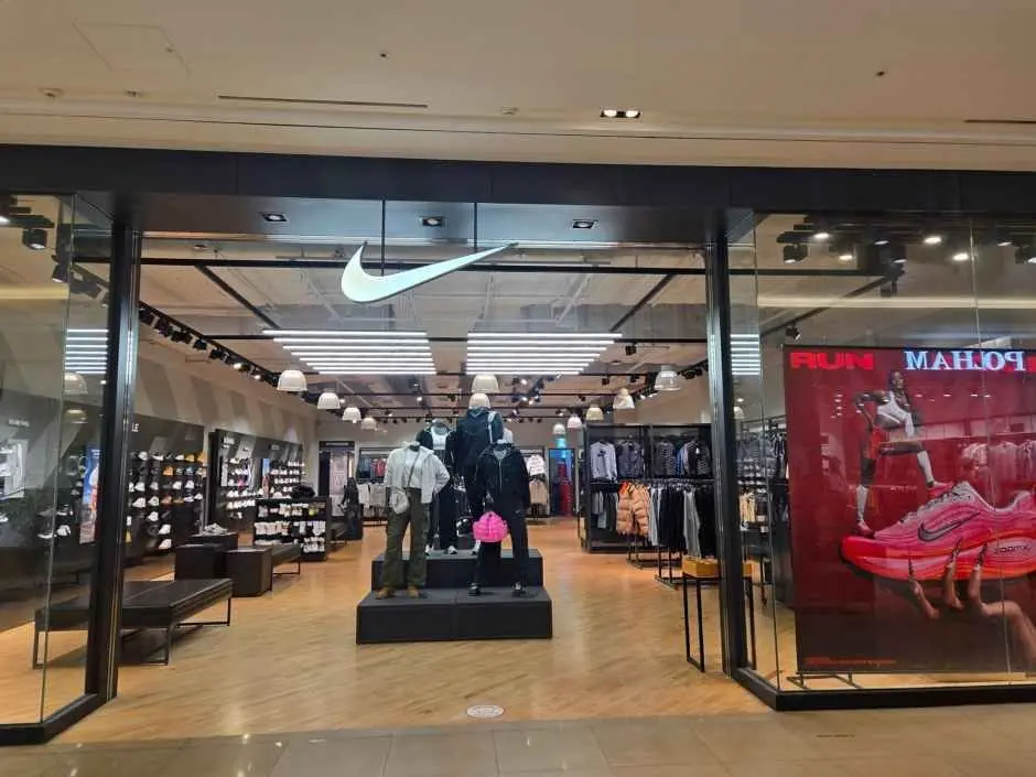 Nike – Starfield City Wirye Branch [Tax Refund Shop](나이키 스타필드 시티 위례점)