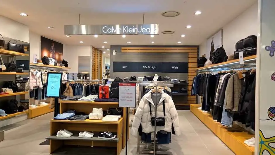 Calvin Klein Jean – Hyundai Department Store KINTEX Branch [Tax Refund Shop](캘빈클라인진 현대백화점 킨텍스점)